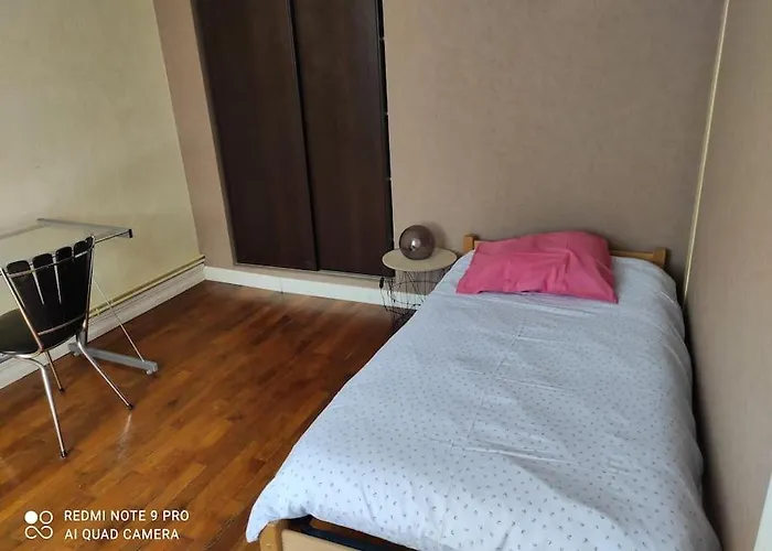 Bel Proche Toutes Facilites Apartamento *